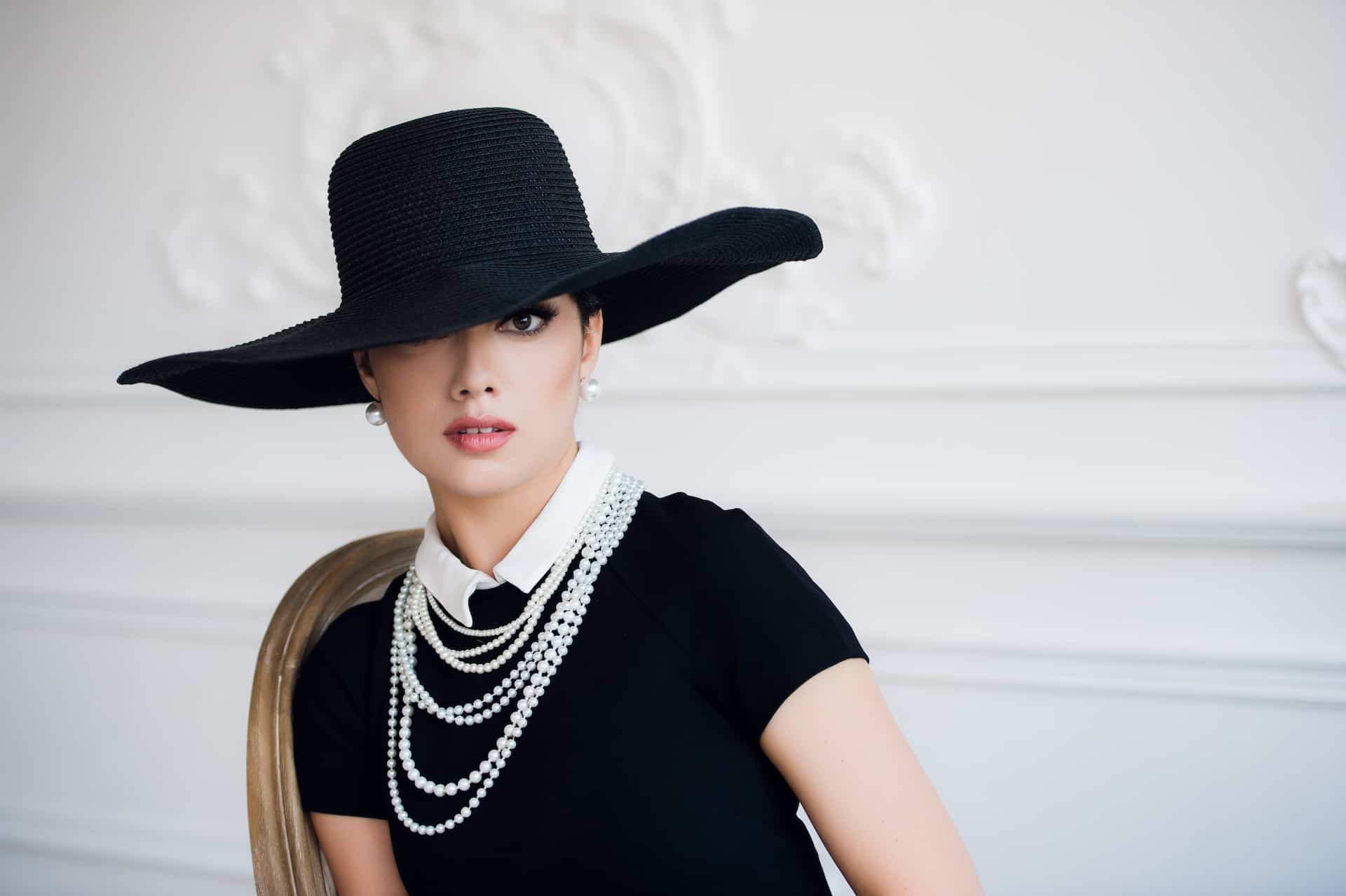 5 Fashion Essentials That Define Womens Style1 5 Fashion Essentials That Define Women's Style1