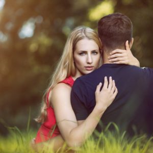 4 Key Signs Your Partner May be Cheating
