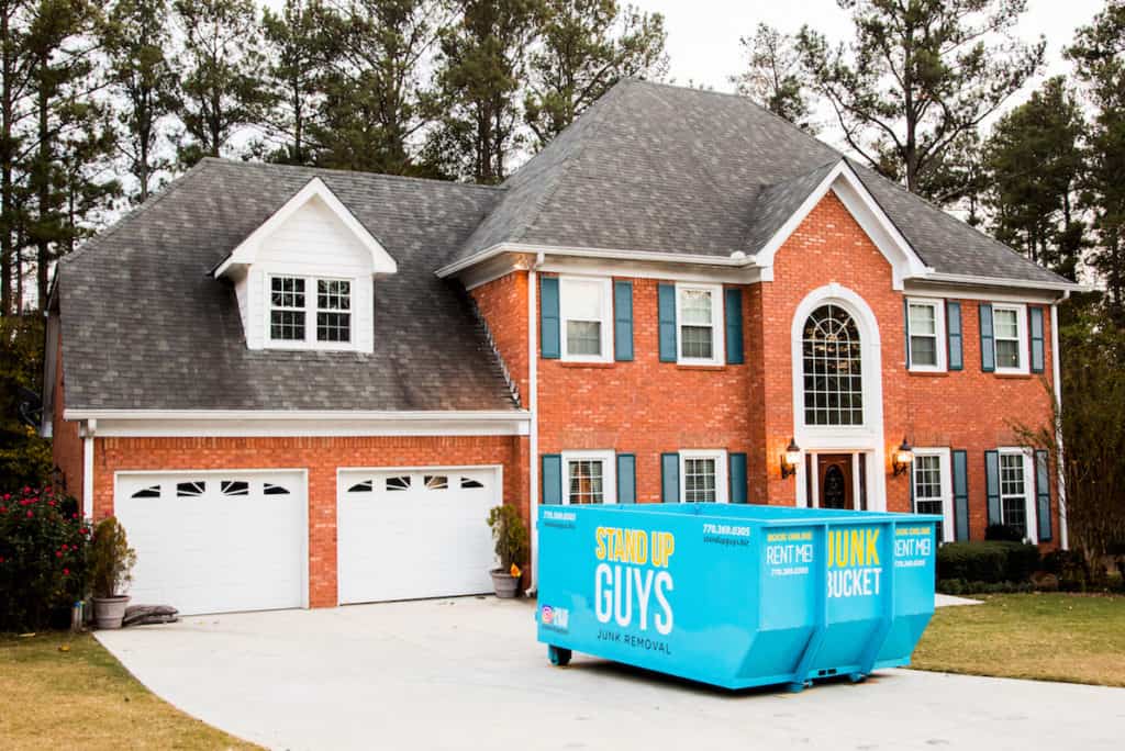 Why You Should Hire a Dumpsters Rental Services?