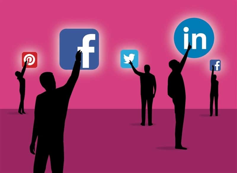 11 Benefits of Social Media on Individuals