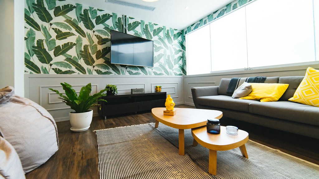 Easy Ways to Make a Living Room Feel Like Home