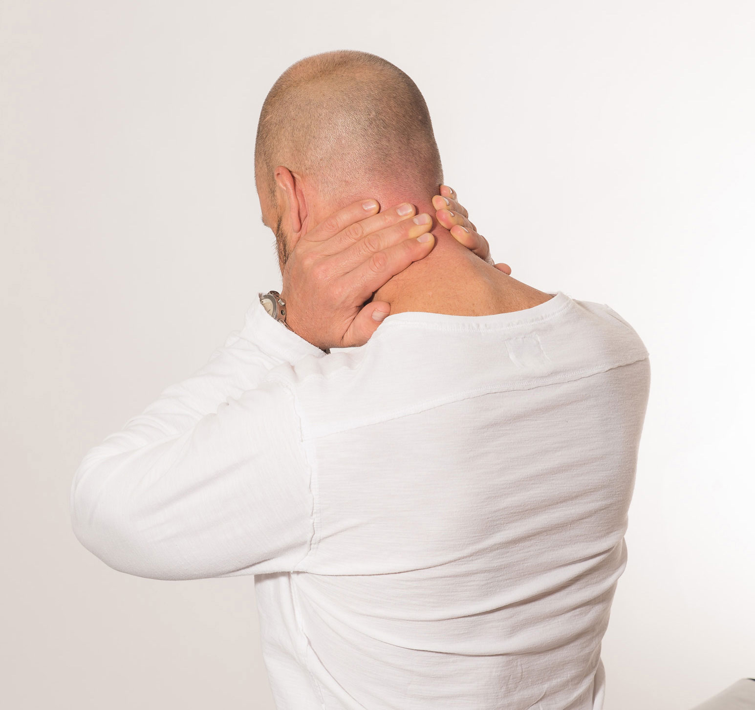 Facing Issues With a Stiff Neck? These Tips Will Help!