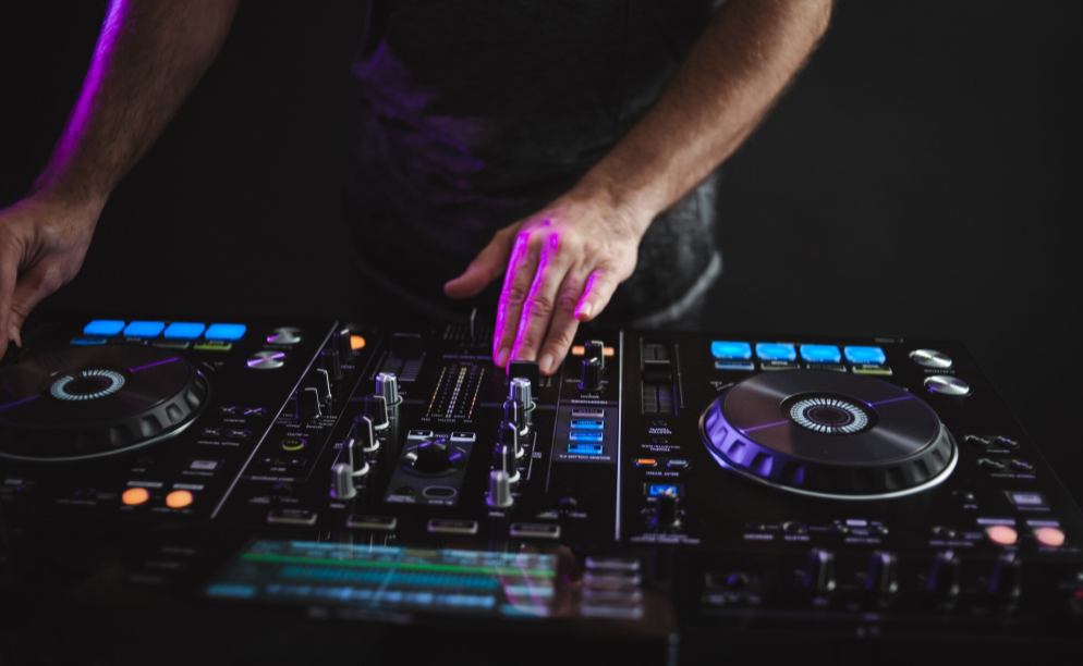 Short and Catchy DJ Names Short and Catchy DJ Names